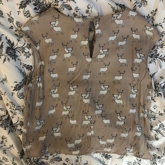 2 for $20 ❤️ Zara Deer Print Blouse - Picture 3 of 6
